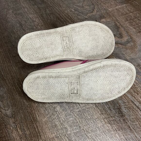 Oshkosh Girls Shoes size 13c - Picture 9 of 10